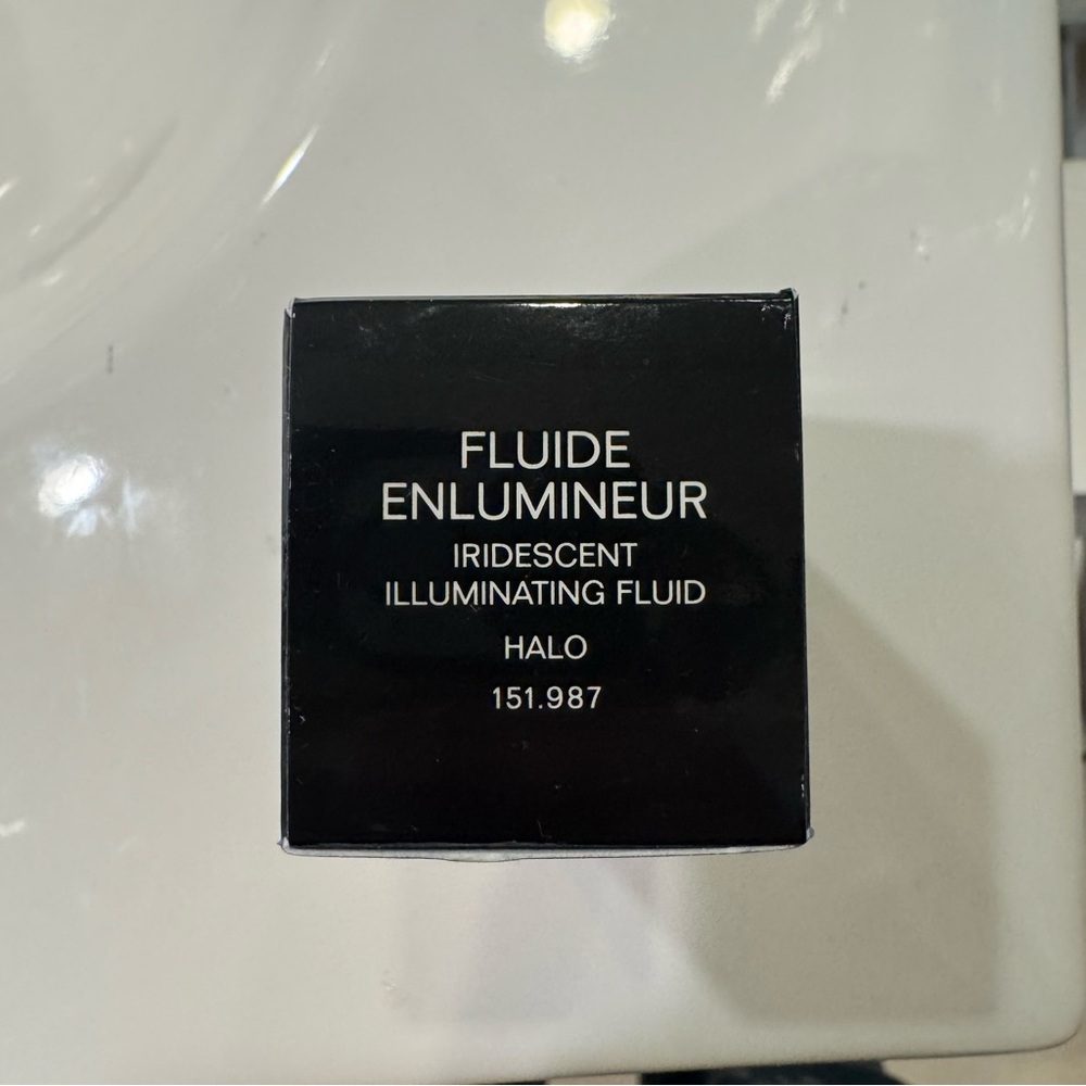 CHANEL FLUIDE ENLUMINEUR Iridescent Illuminating Fluid Halo - Picture 5 of 10